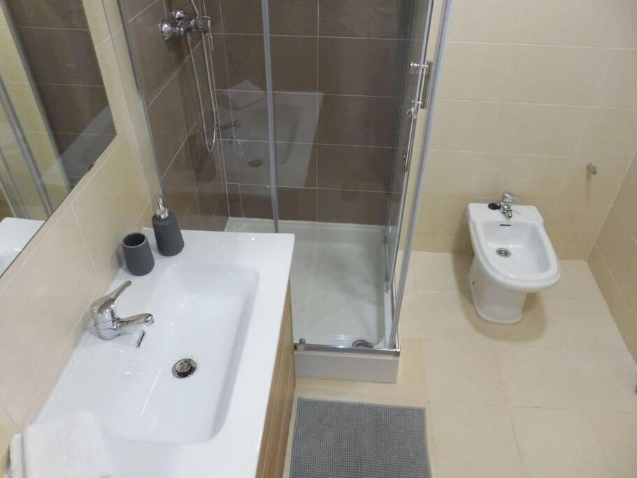 Precioso Piso De 2 Habitaciones Armilla Bagian luar foto