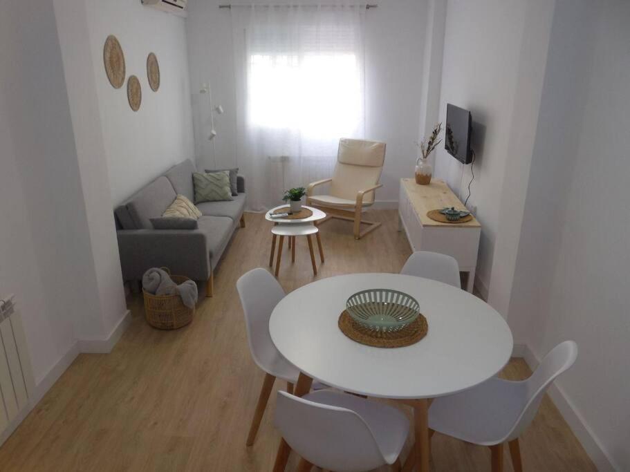 Precioso Piso De 2 Habitaciones Armilla Bagian luar foto