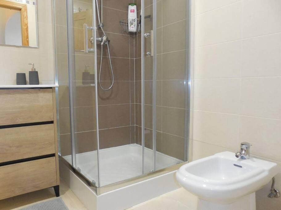 Precioso Piso De 2 Habitaciones Armilla Bagian luar foto